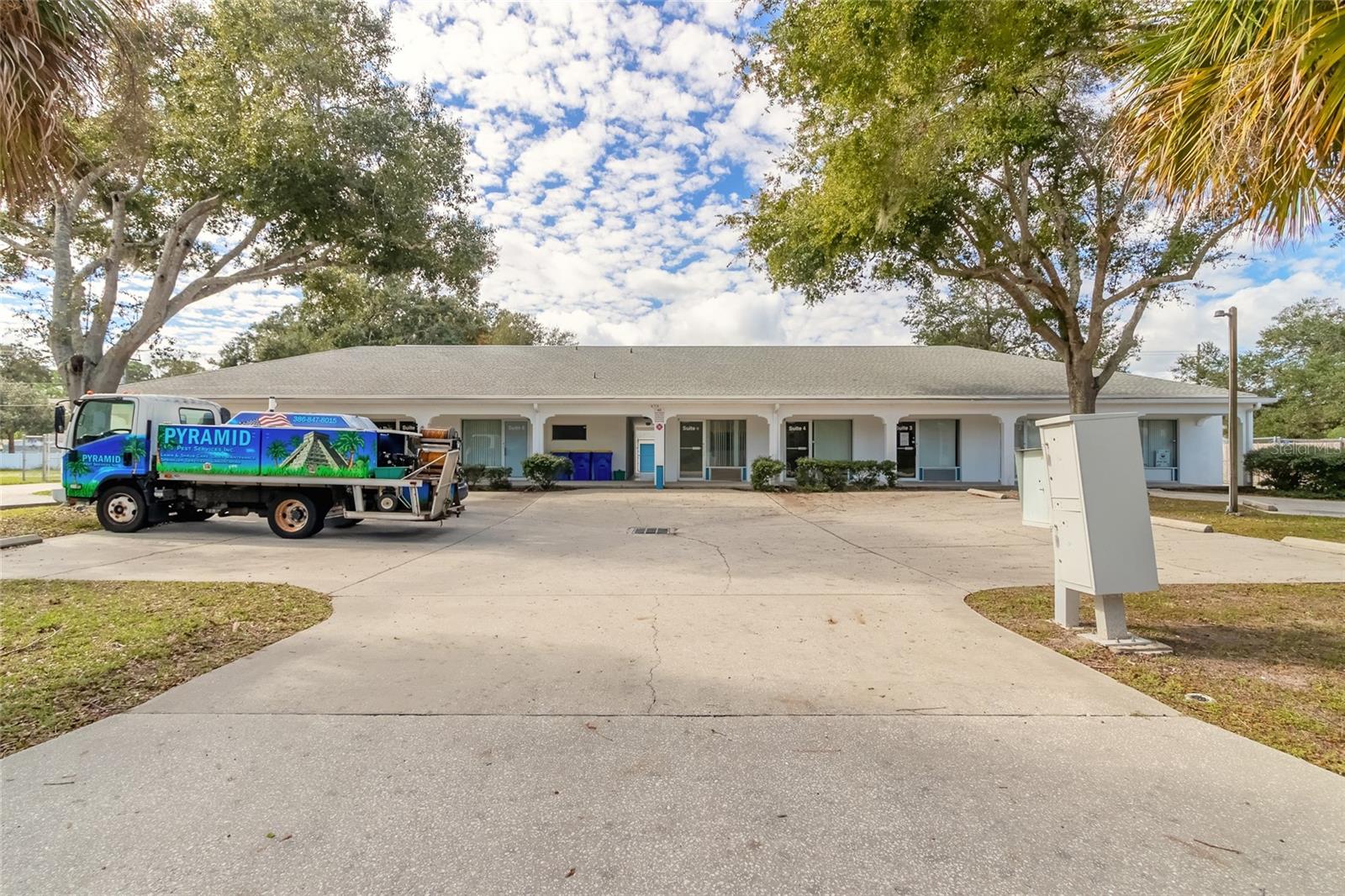 FLORIDA SHORES - Commercial Sale