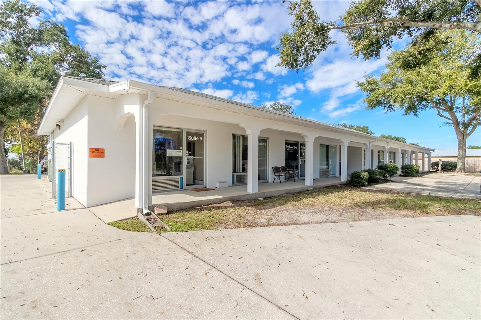 FLORIDA SHORES - Commercial Sale