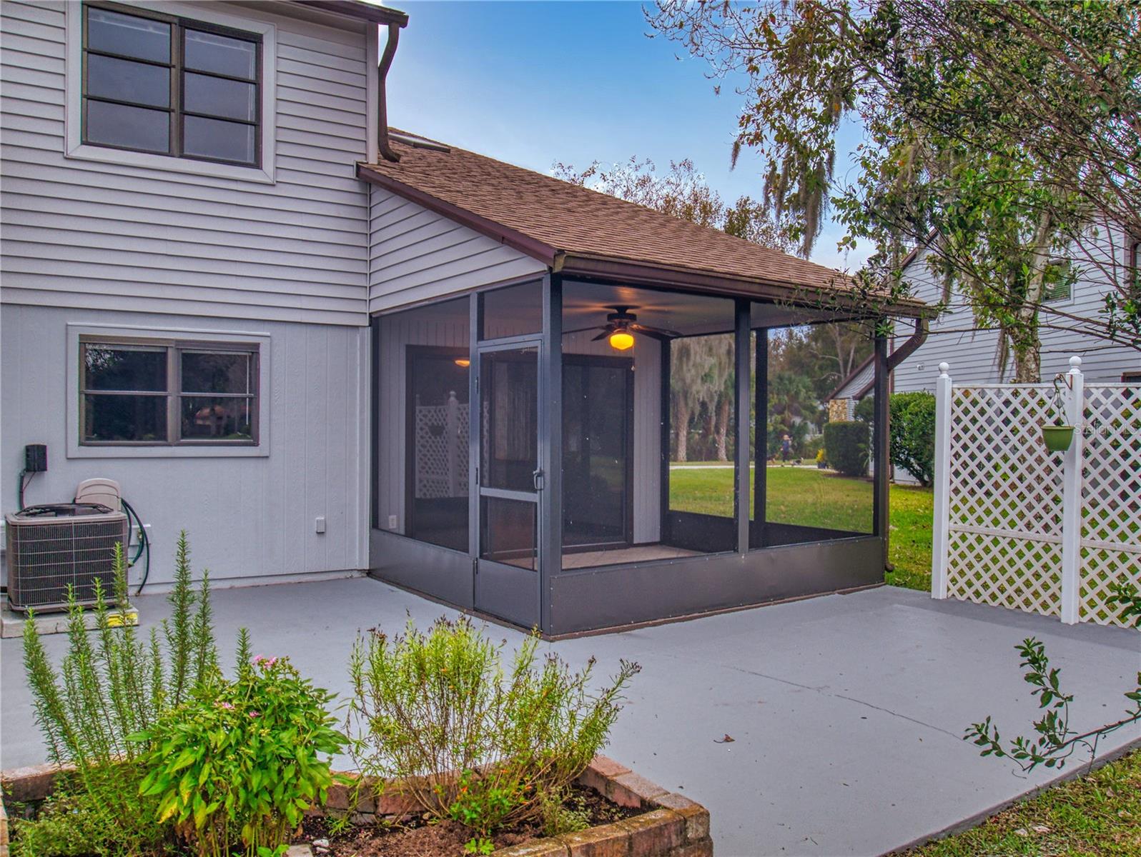 HIDDEN PINES - Residential