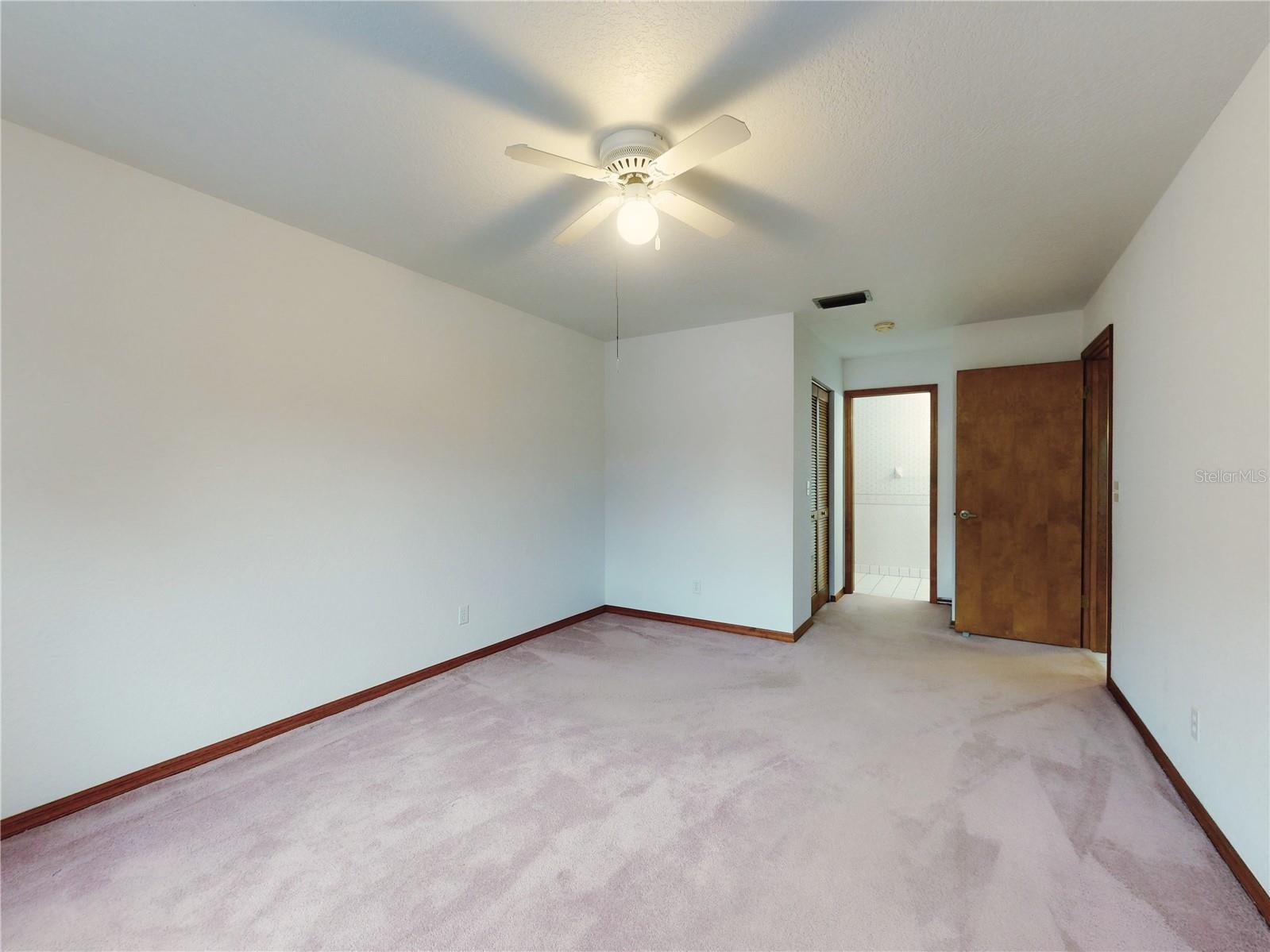 HIDDEN PINES - Residential