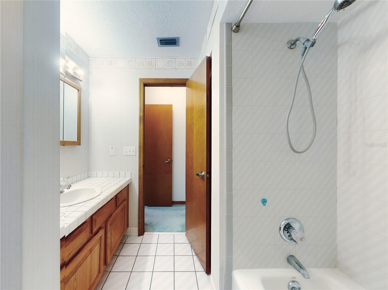 HIDDEN PINES - Residential