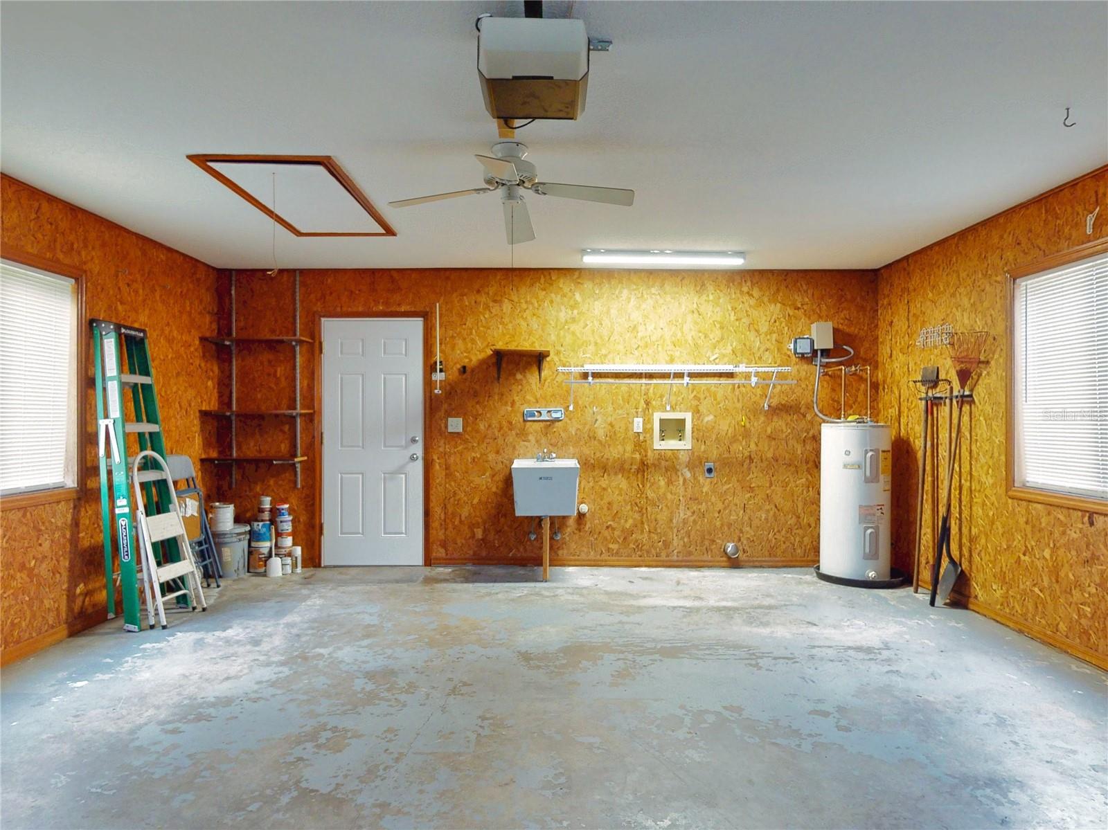 HIDDEN PINES - Residential