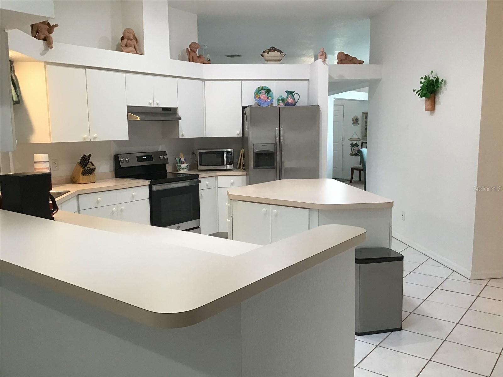 PORT CHARLOTTE SUB 09 - Residential Lease