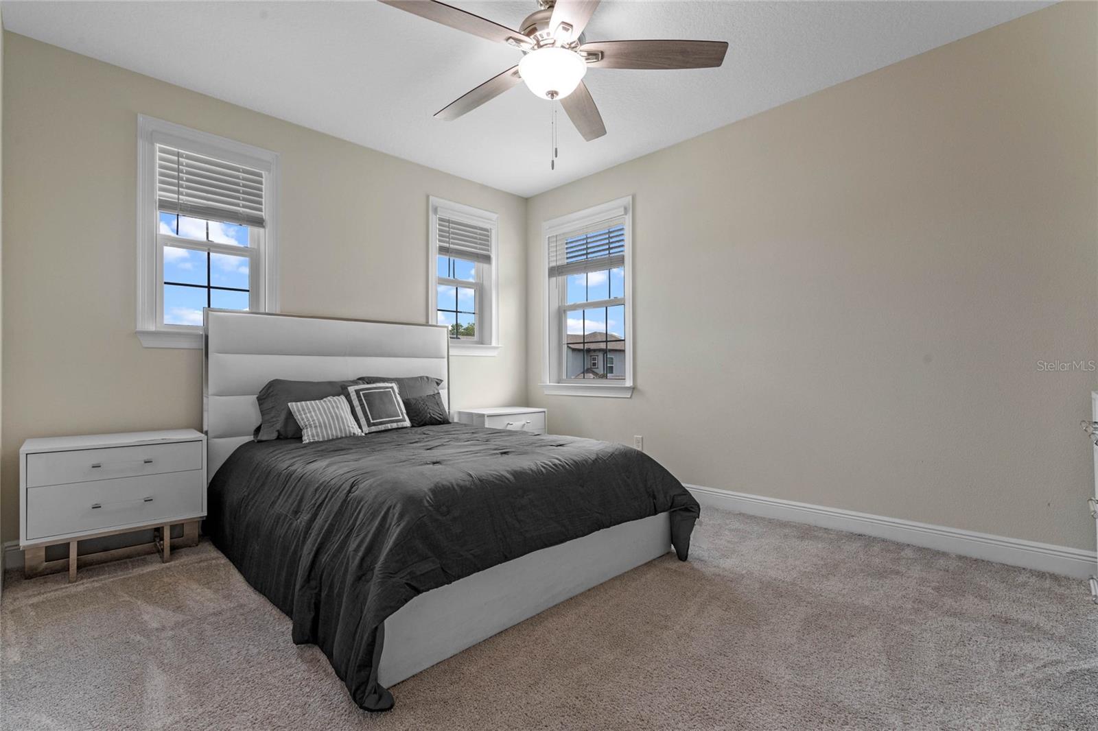 BRADFORD CRK-PH II - Residential Lease