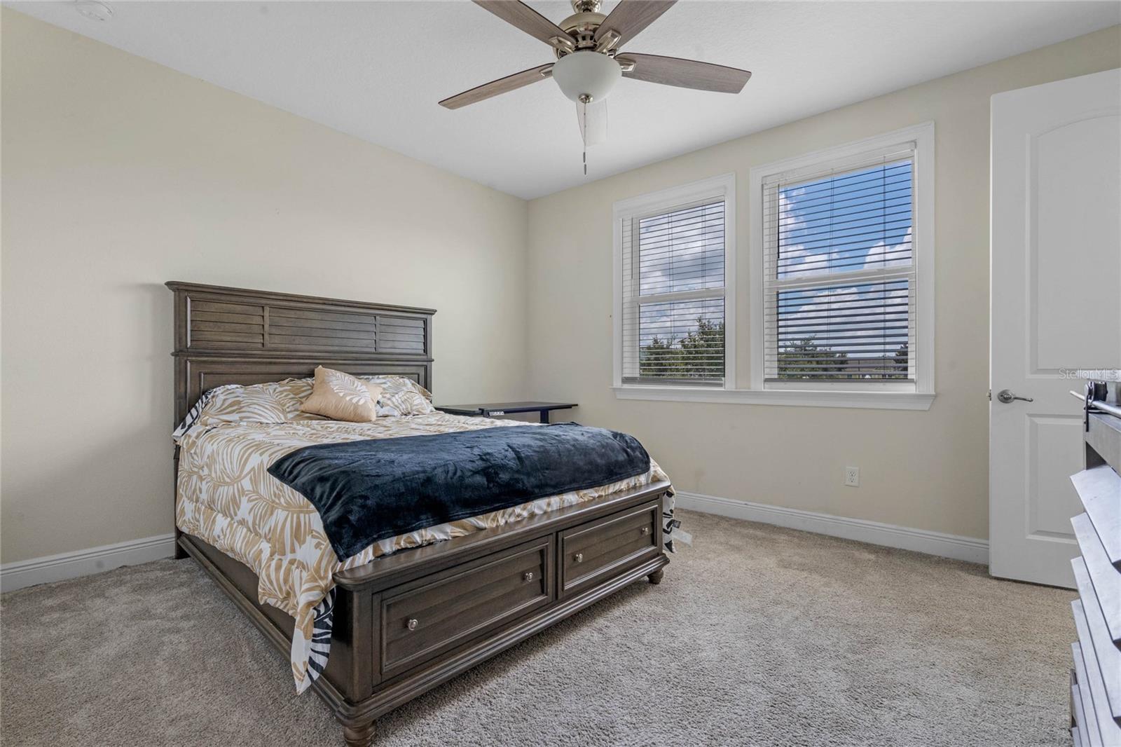 BRADFORD CRK-PH II - Residential Lease