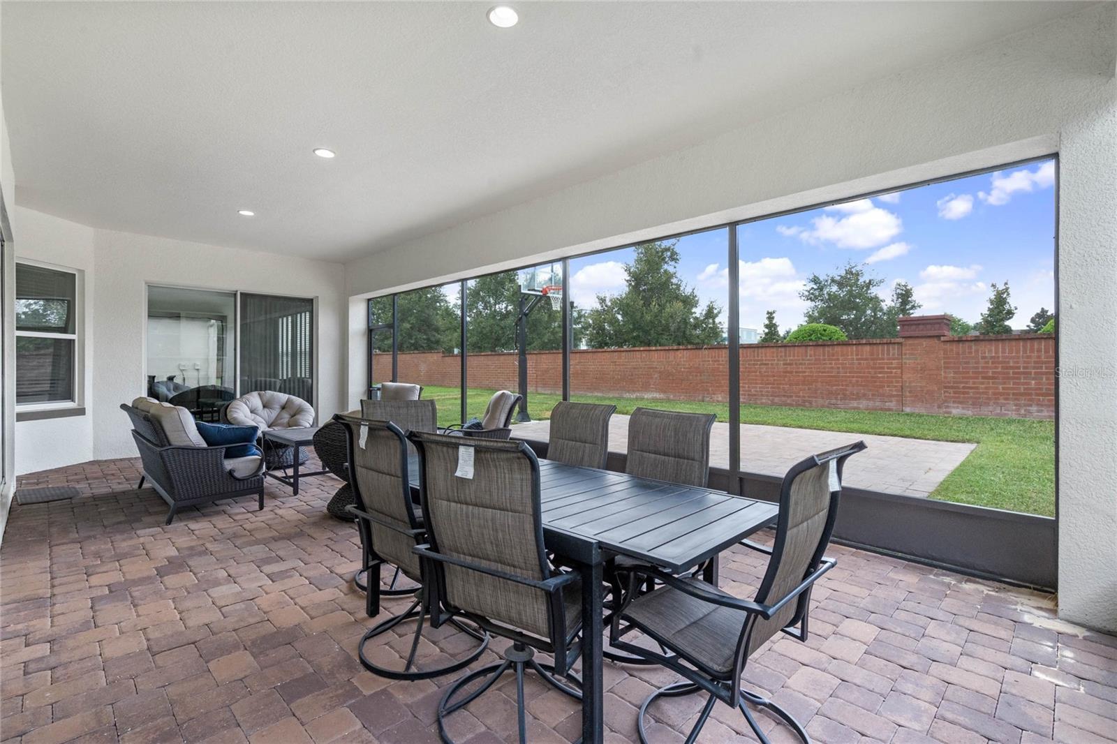 BRADFORD CRK-PH II - Residential Lease