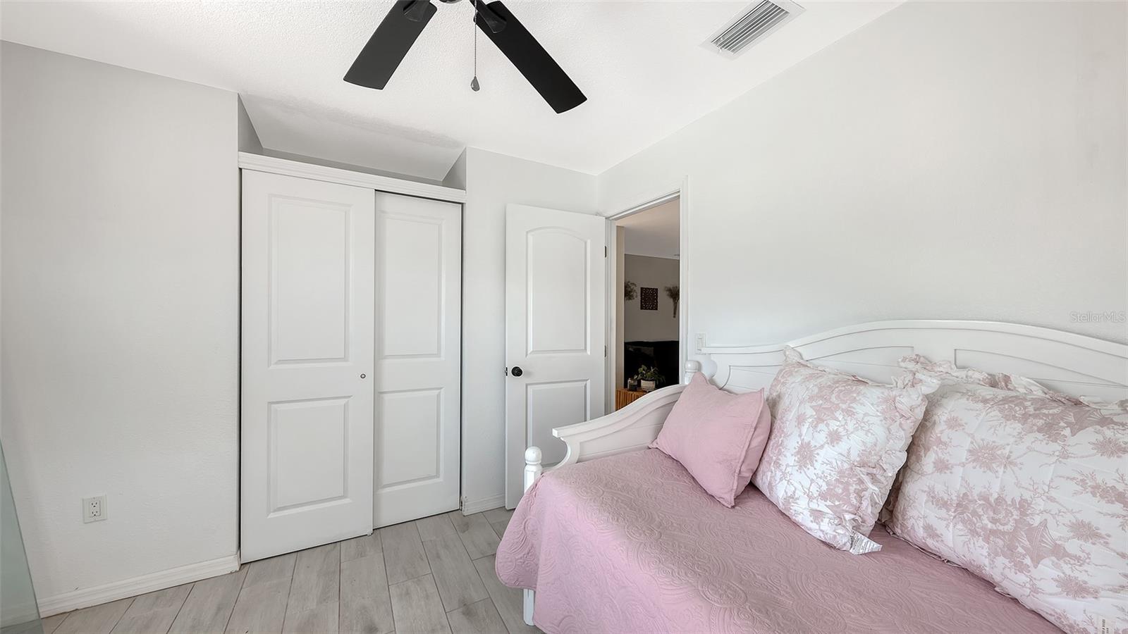 SIESTAS BAYSIDE WATERSIDE EAST - Residential