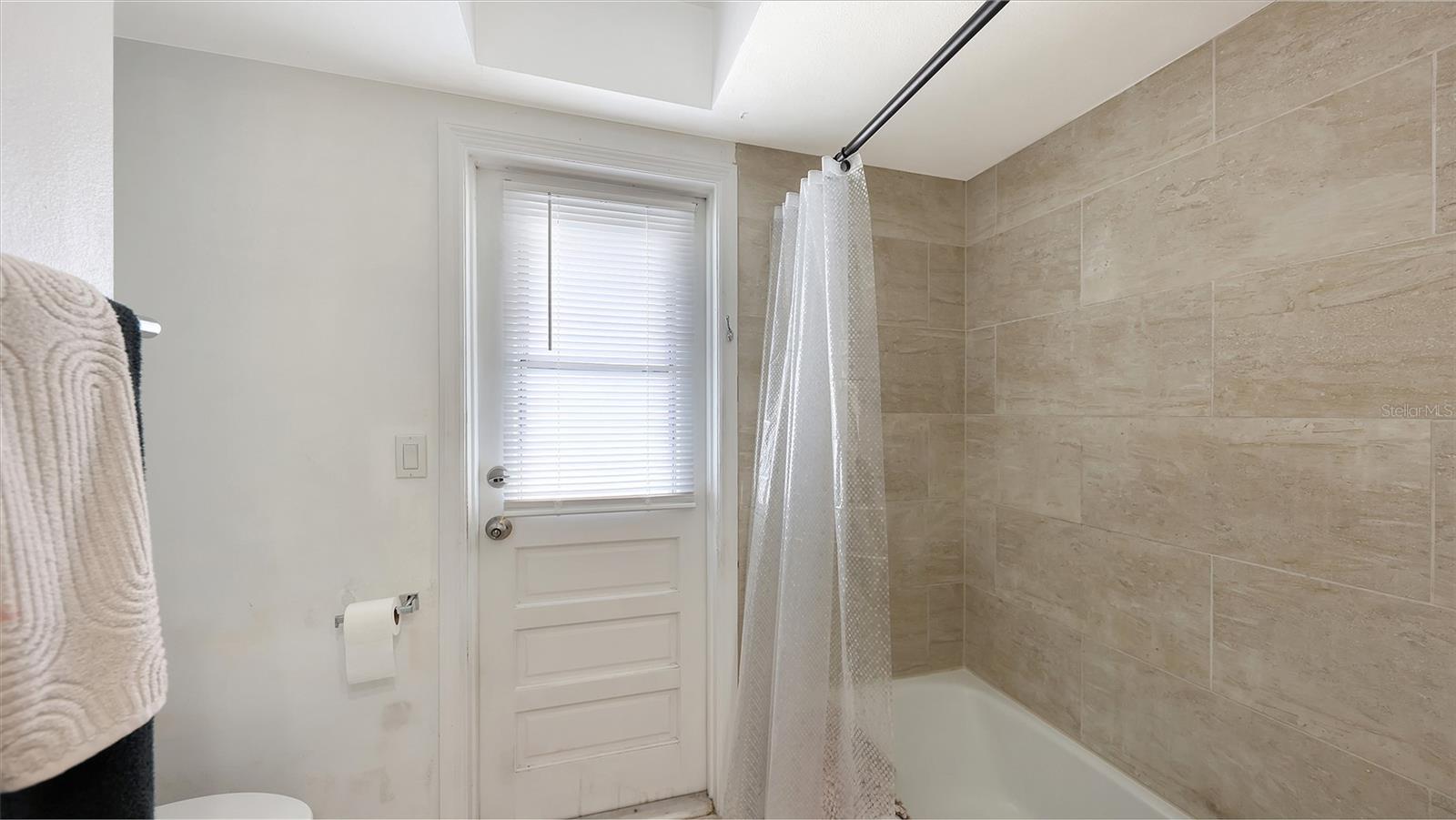 SIESTAS BAYSIDE WATERSIDE EAST - Residential