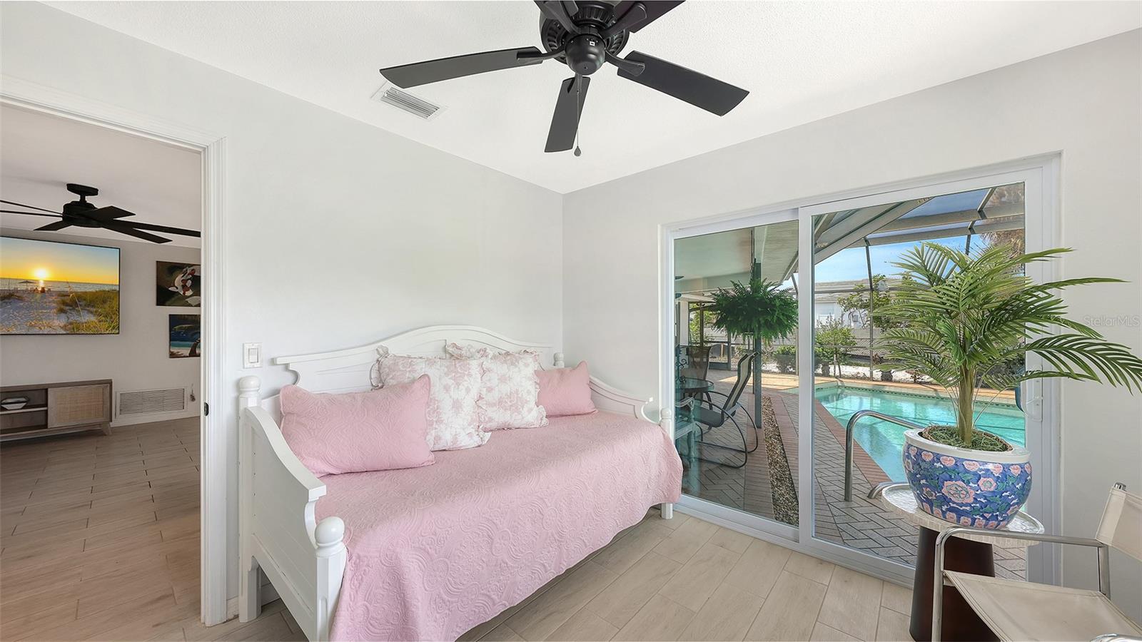 SIESTAS BAYSIDE WATERSIDE EAST - Residential