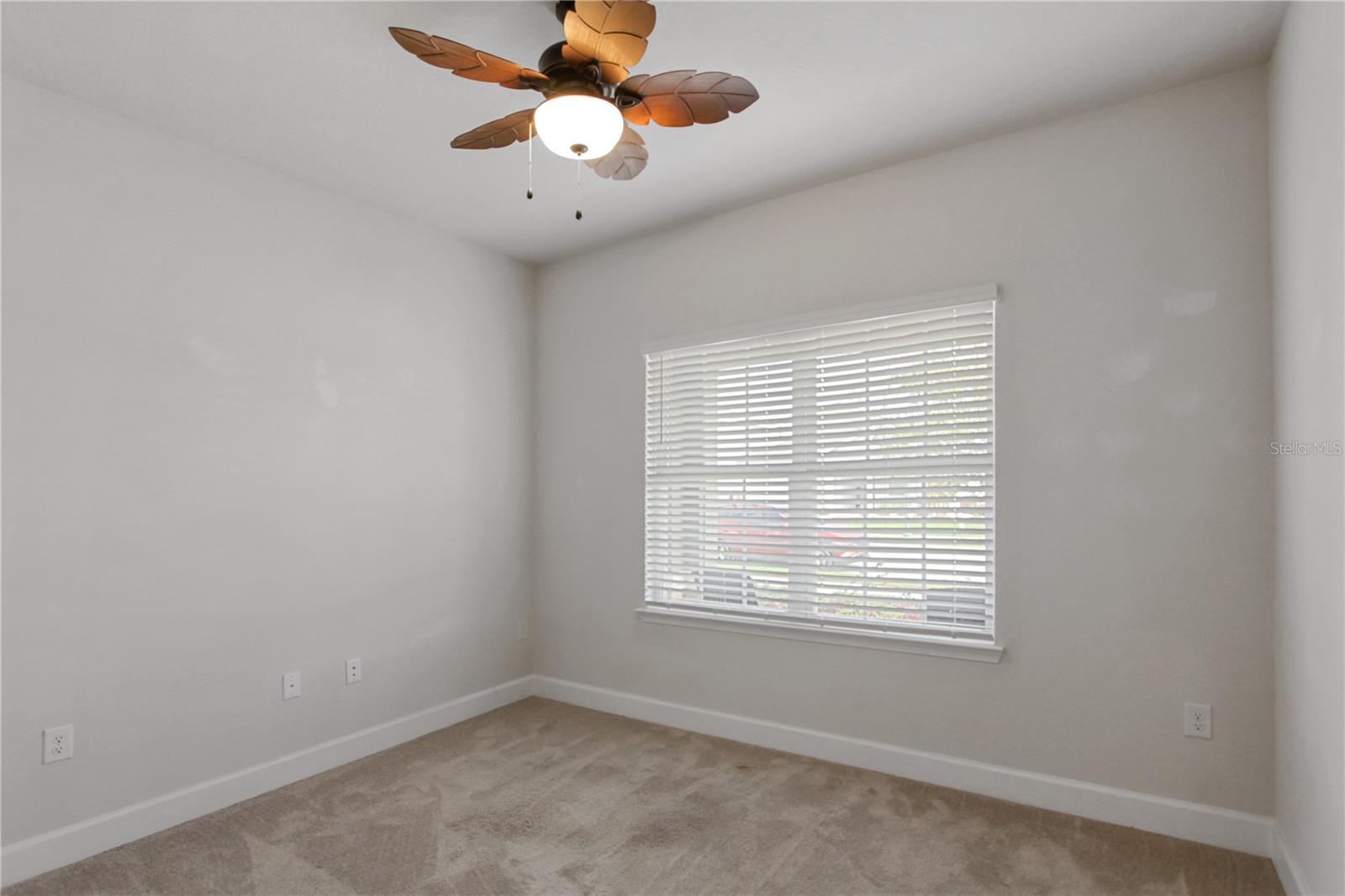 DORA LANDINGS - Residential