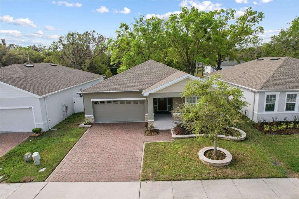 Photo of 420 Spring Pond Lane, Mount Dora, FL 32757 (MLS # O6391004)