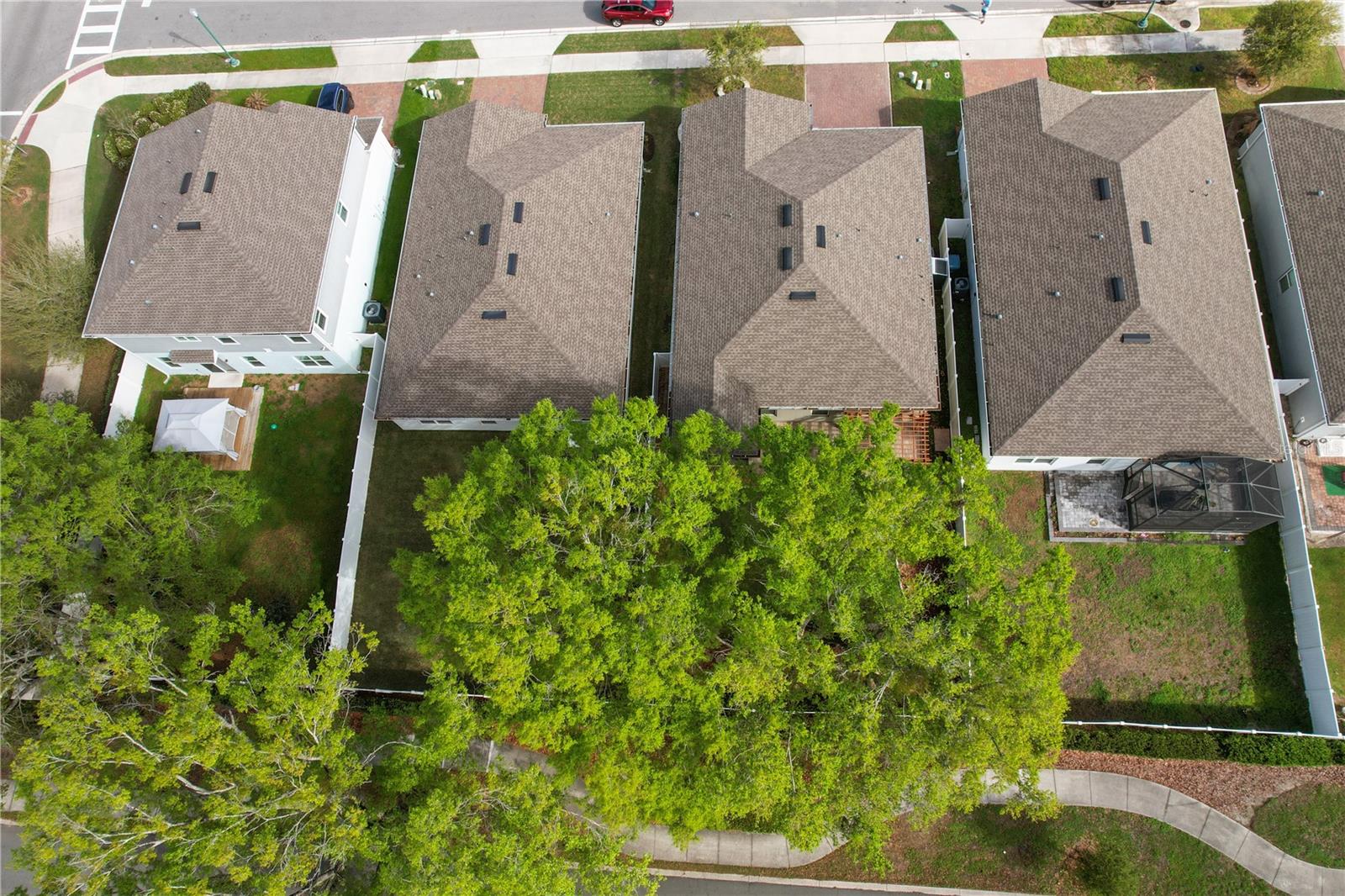 DORA LANDINGS - Residential