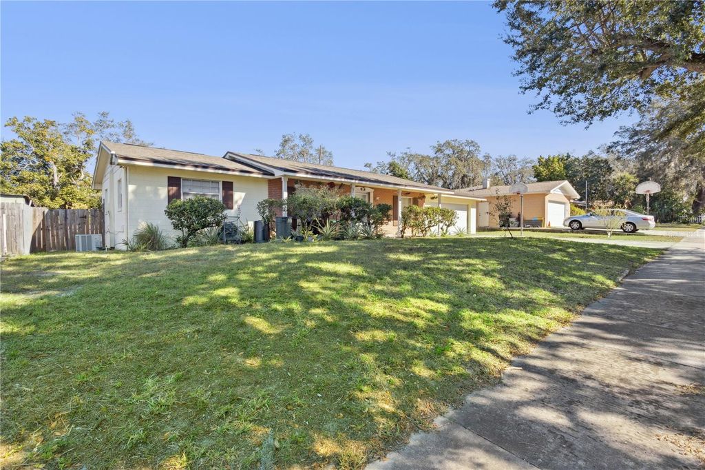 Photo of 6601 Gamble Drive, Orlando, FL 32818 (MLS # O6376708)