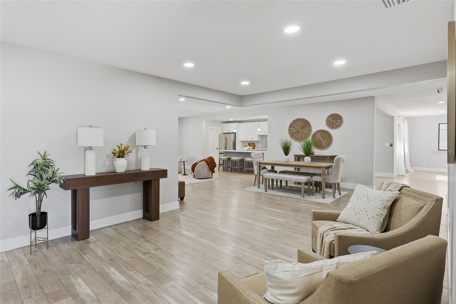 1566 WOODFIELD COURT