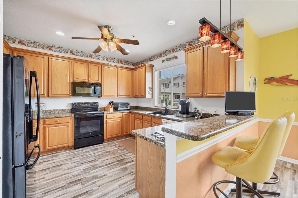 Photo of 3601 10th Lane W, Palmetto, FL 34221 (MLS # A4666364)