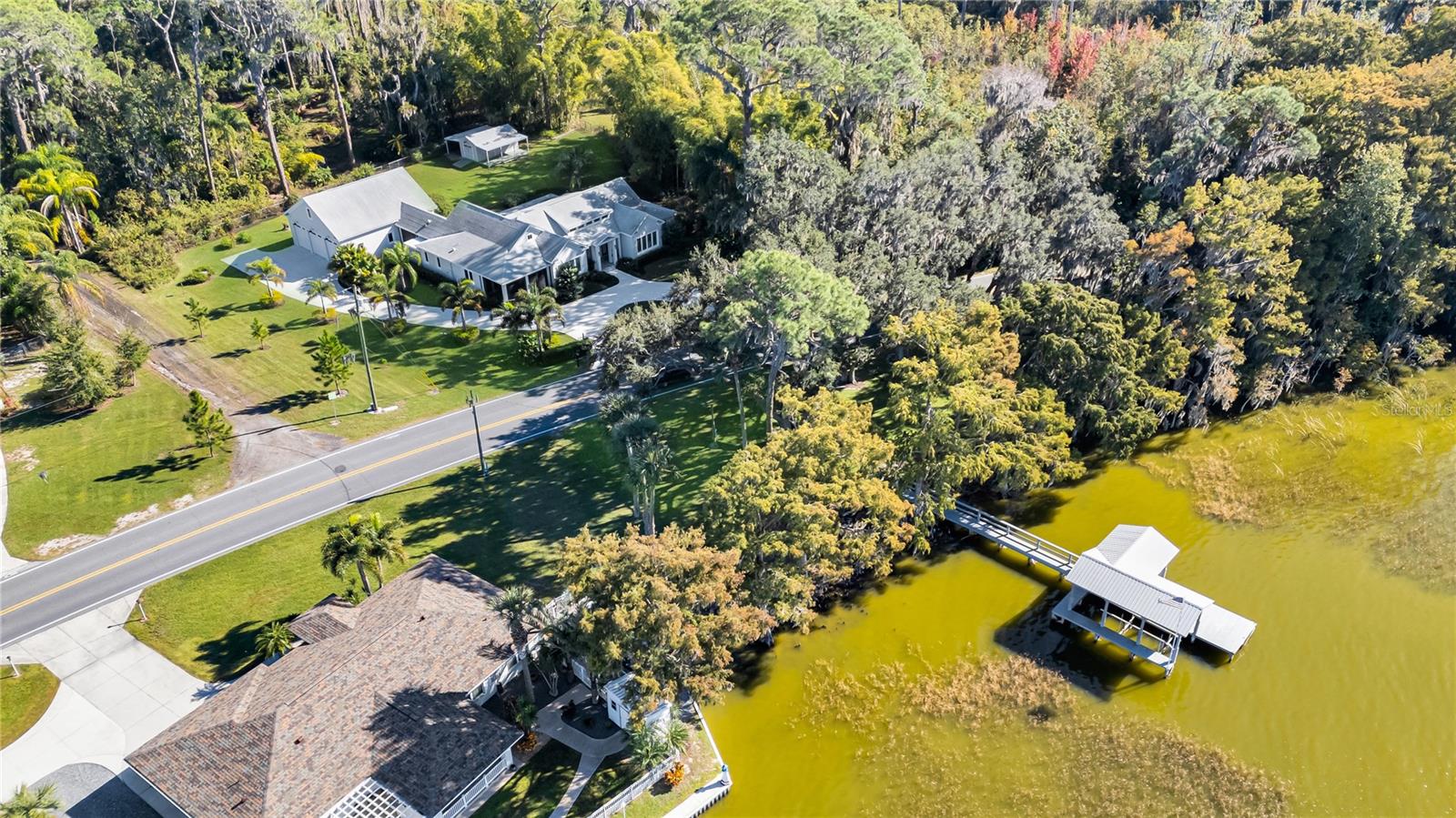 EUSTIS LAKE EUSTIS PLACE - Residential