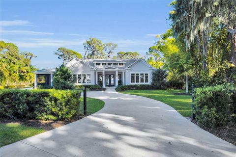 Tiny photo for 801 Lakeshore Drive, Eustis, FL 32726 (MLS # G5104487)