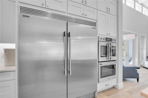 Tiny photo for 801 Lakeshore Drive, Eustis, FL 32726 (MLS # G5104487)