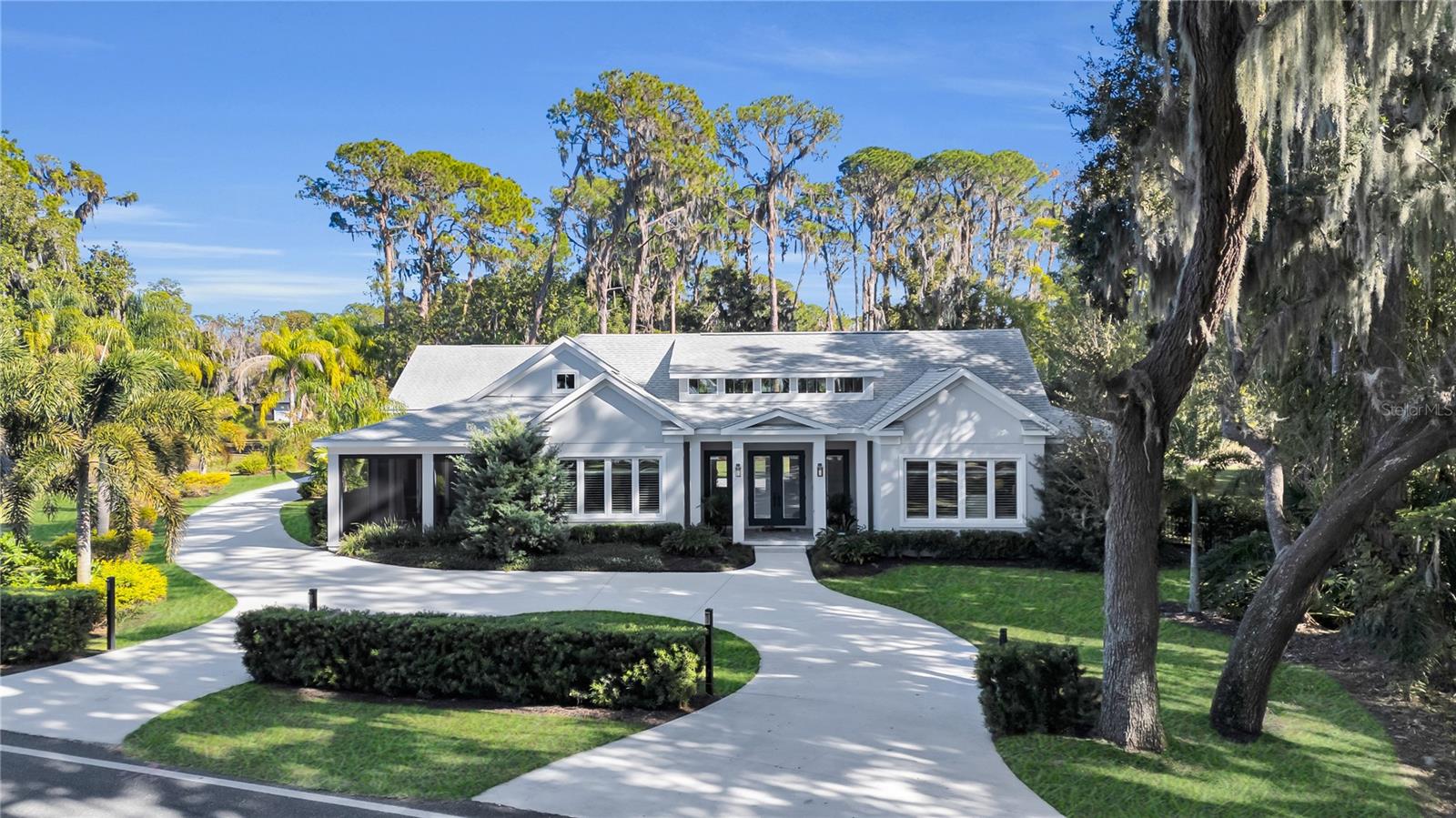 EUSTIS LAKE EUSTIS PLACE - Residential