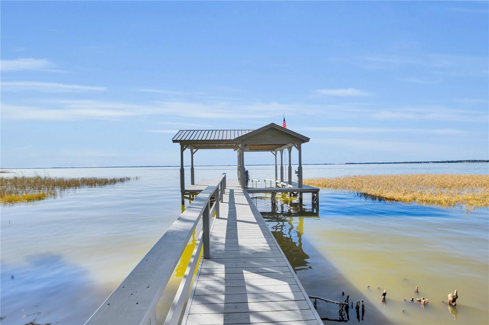 EUSTIS LAKE EUSTIS PLACE - Residential