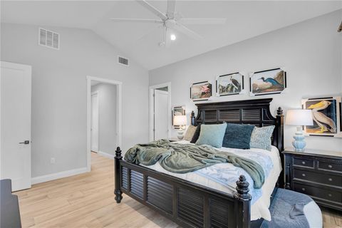 Tiny photo for 801 Lakeshore Drive, Eustis, FL 32726 (MLS # G5104487)