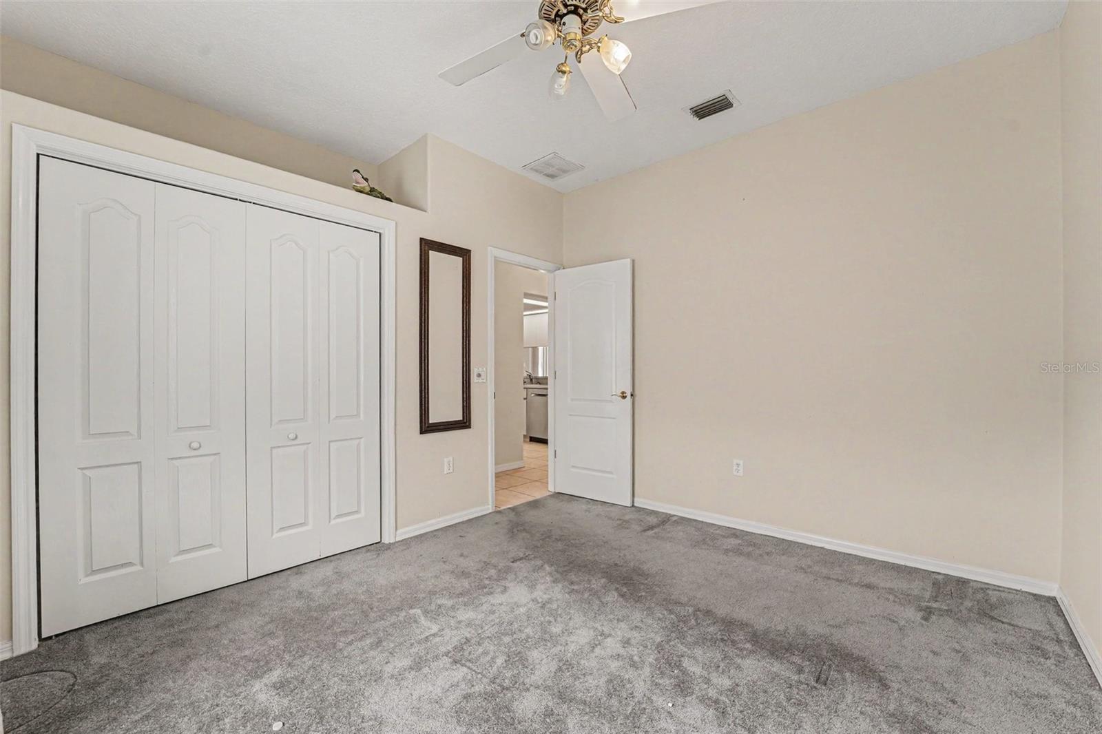 CYPRESS LAKES - Residential