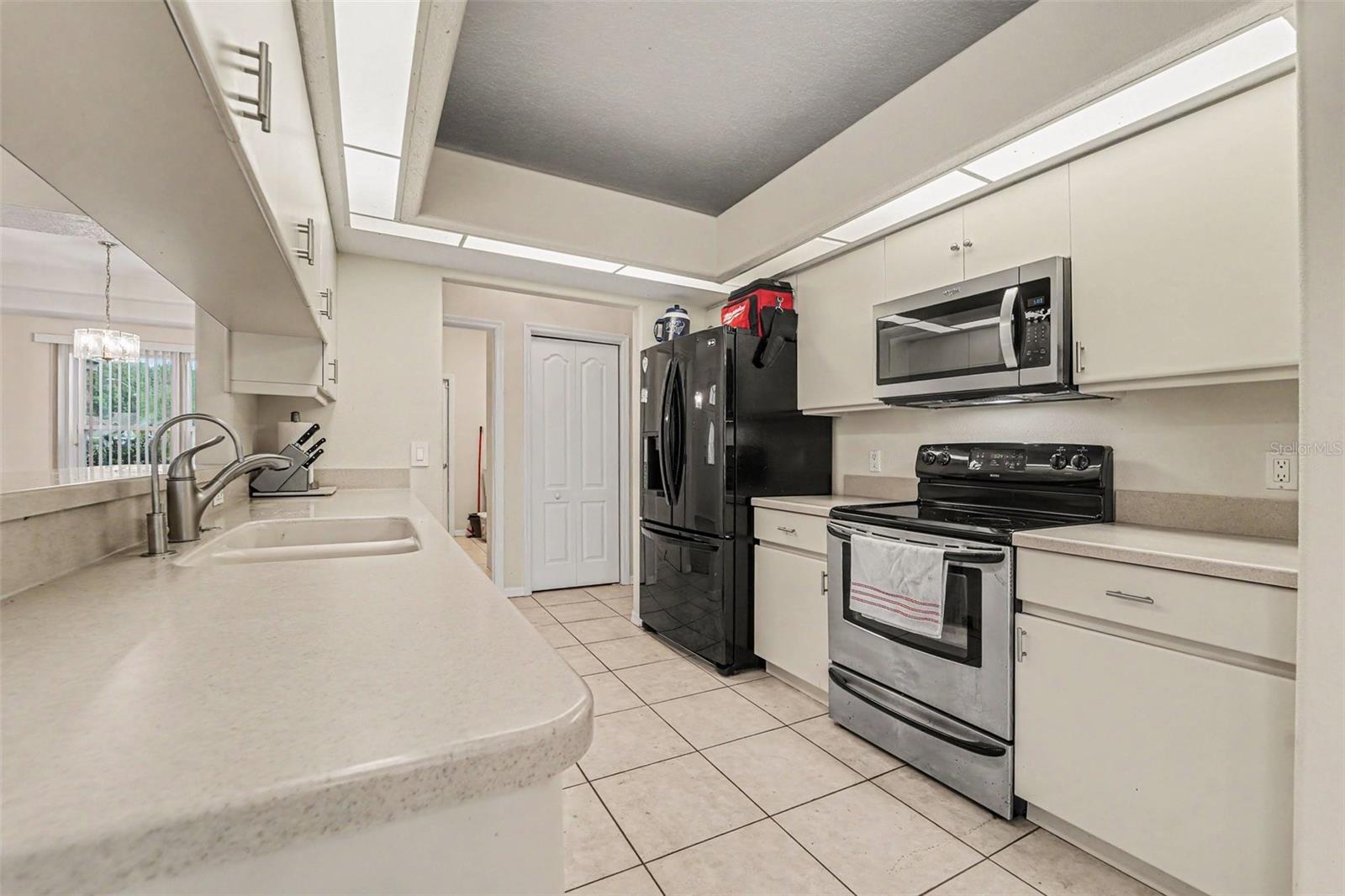 CYPRESS LAKES - Residential
