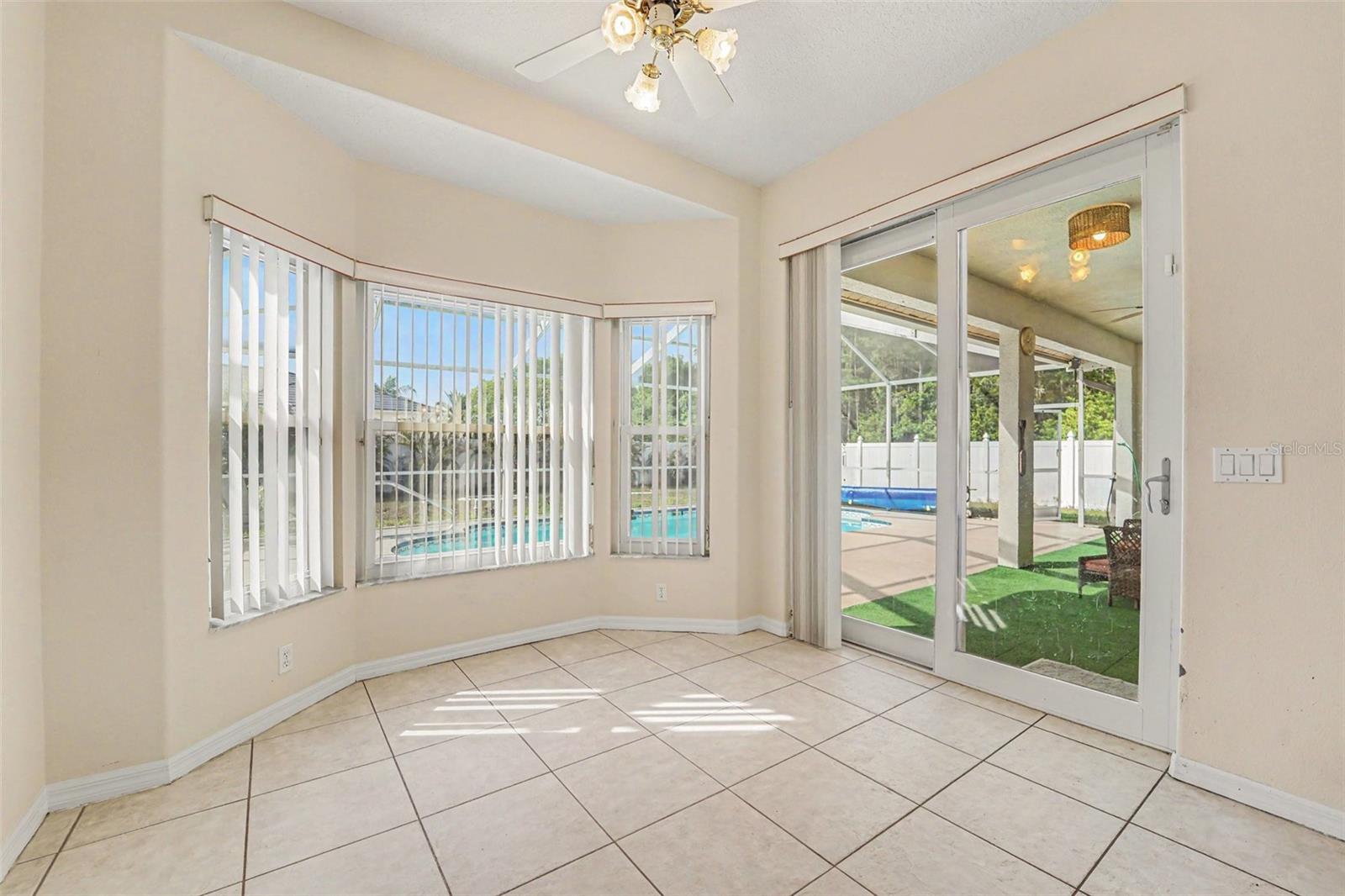 CYPRESS LAKES - Residential