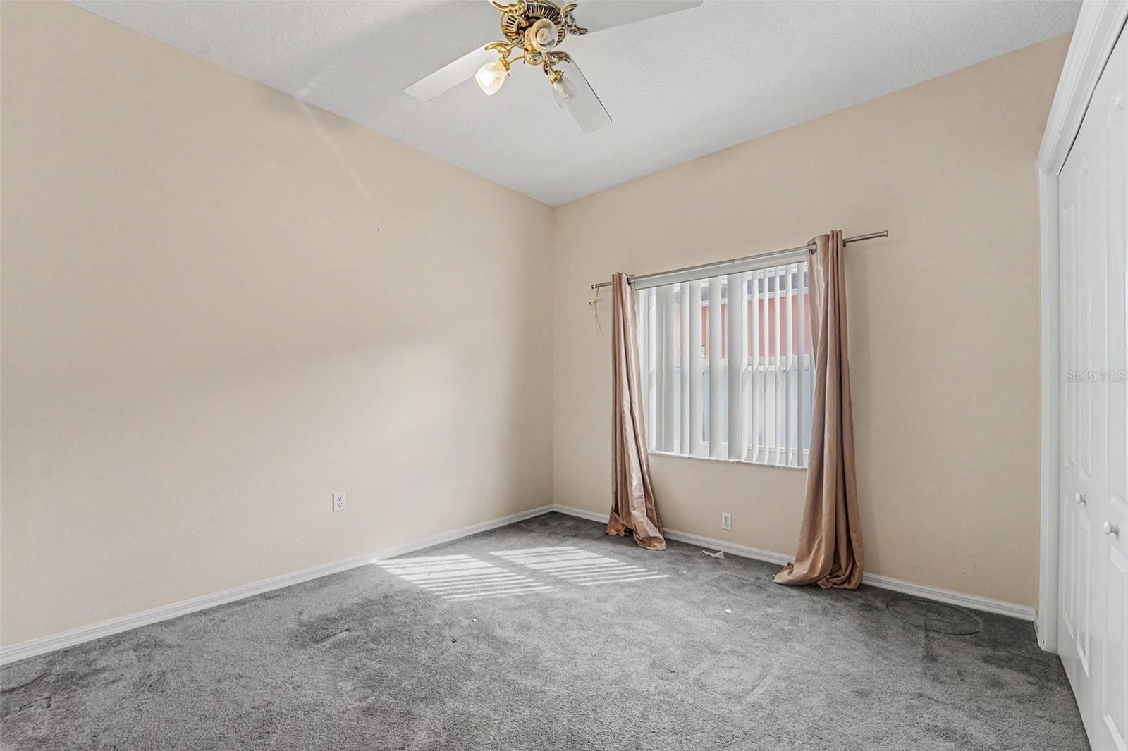 CYPRESS LAKES - Residential