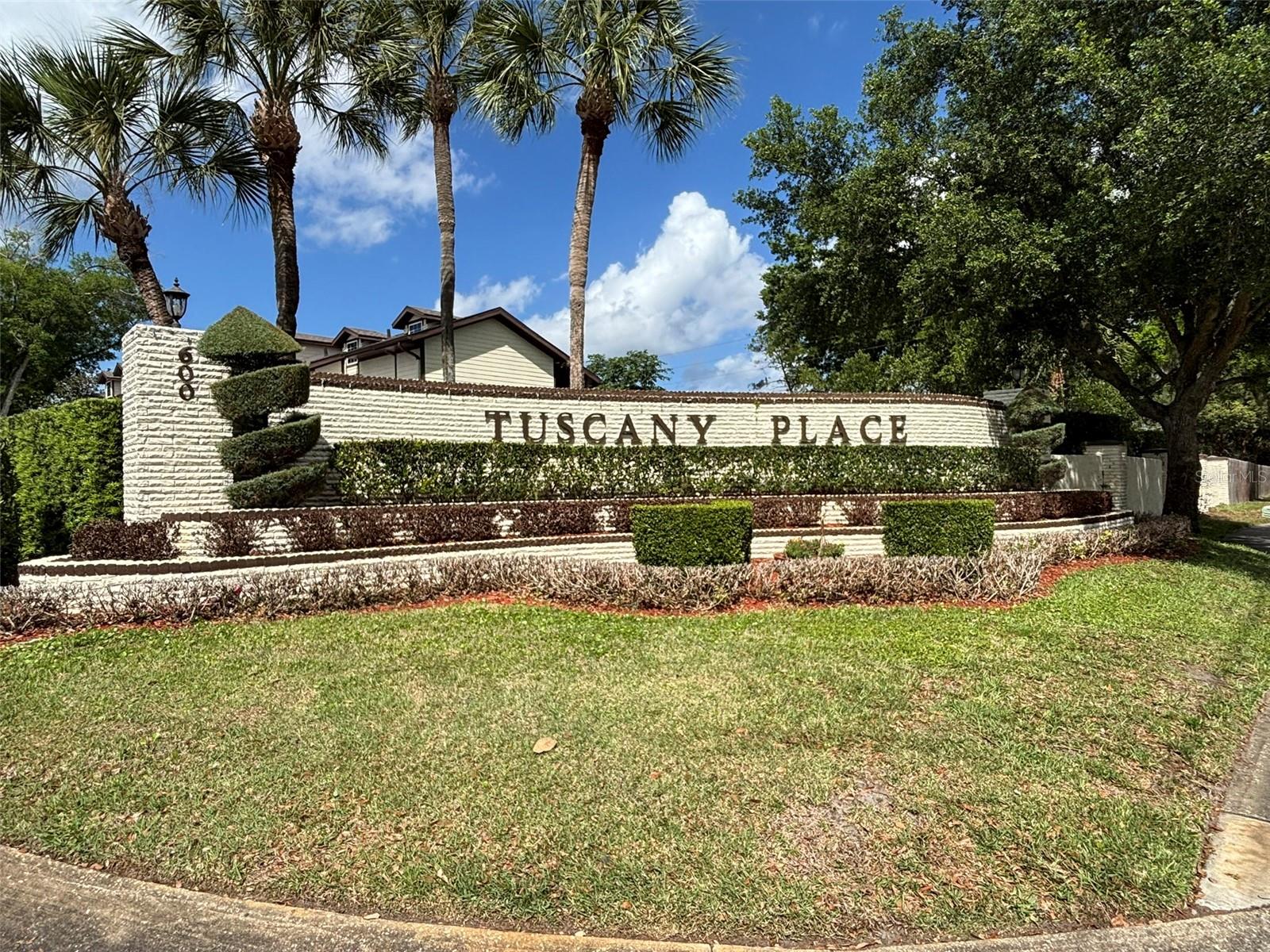 600 NORTHERN WAY 204