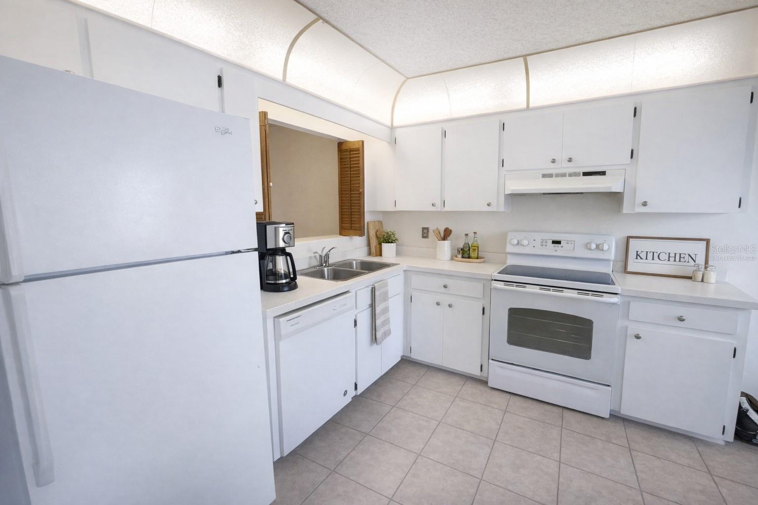 TUSCANY PLACE - Residential