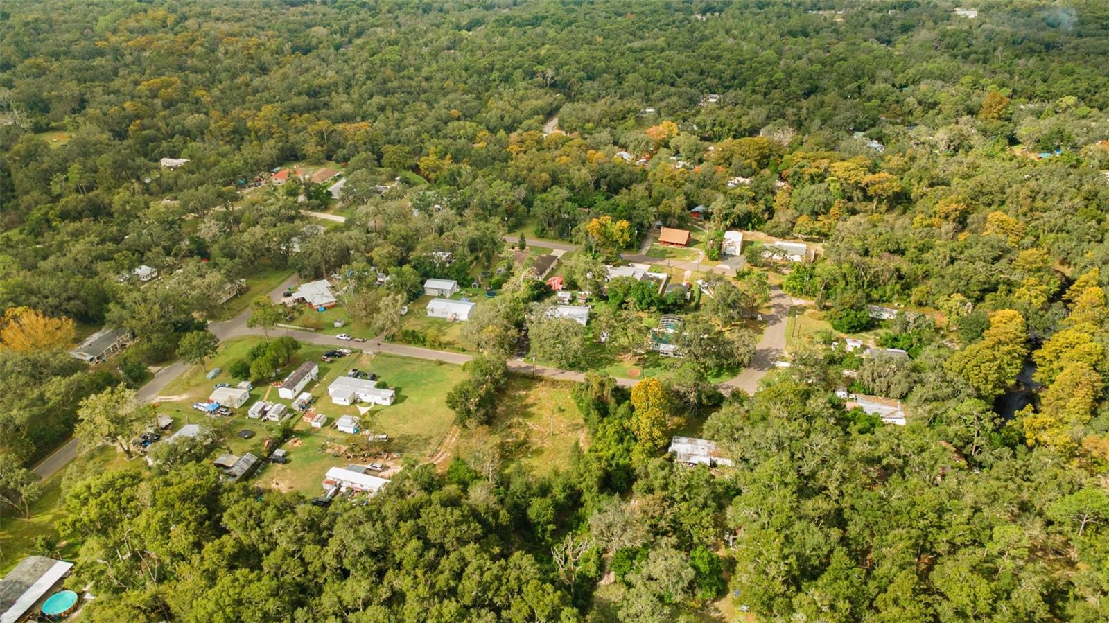 BROOKSVILLE FARMS - Land
