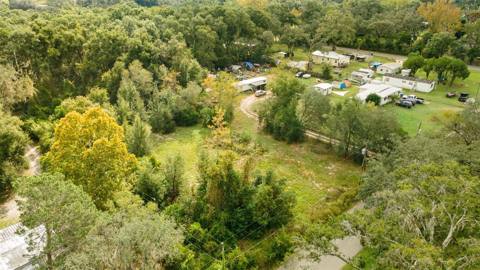 BROOKSVILLE FARMS - Land