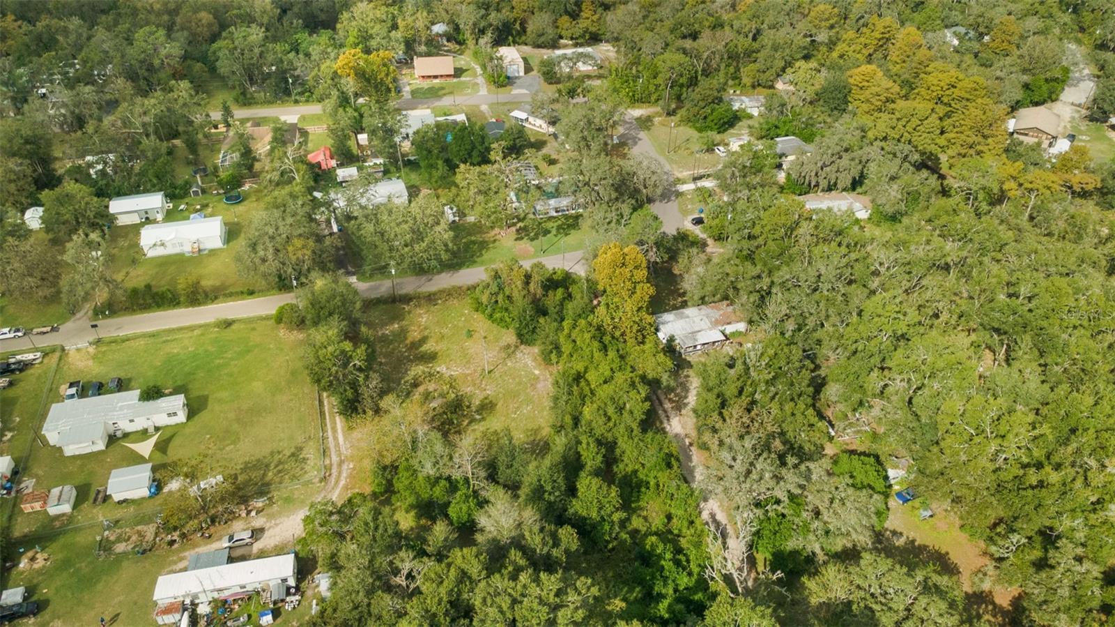 BROOKSVILLE FARMS - Land