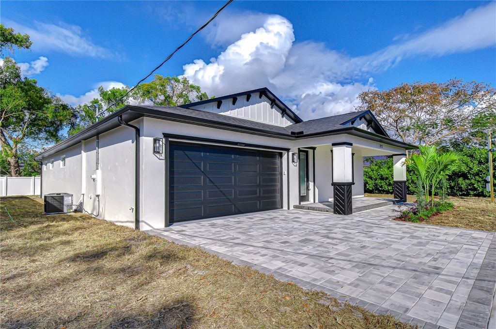 Photo of 3213 W Aileen Street, Tampa, FL 33607 (MLS # TB8470516)