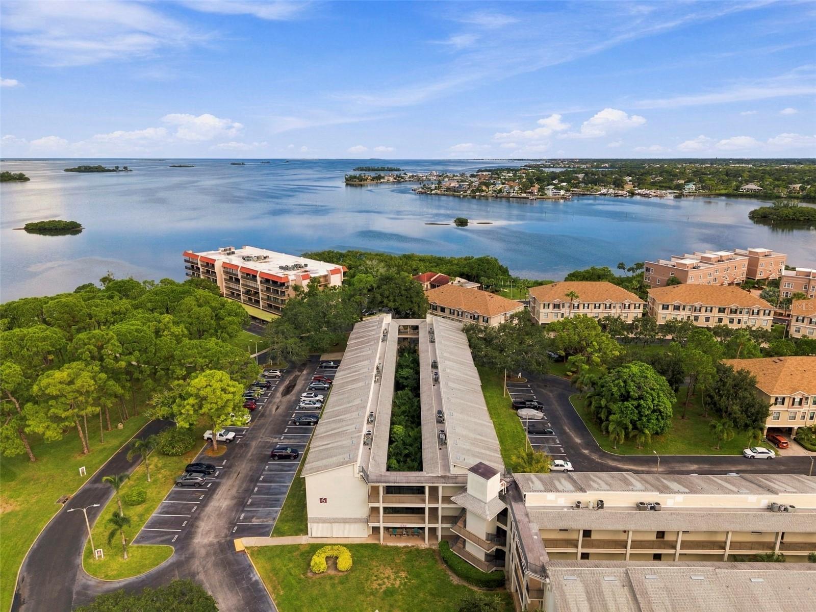 2700 BAYSHORE BOULEVARD 6200