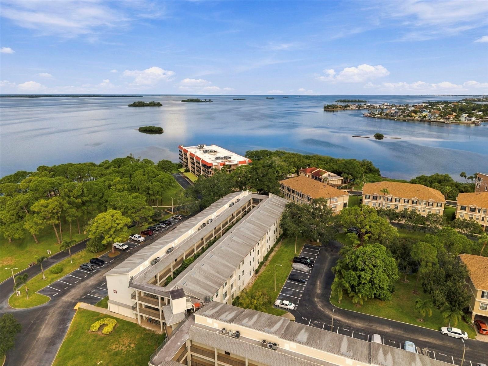 2700 BAYSHORE BOULEVARD 6200