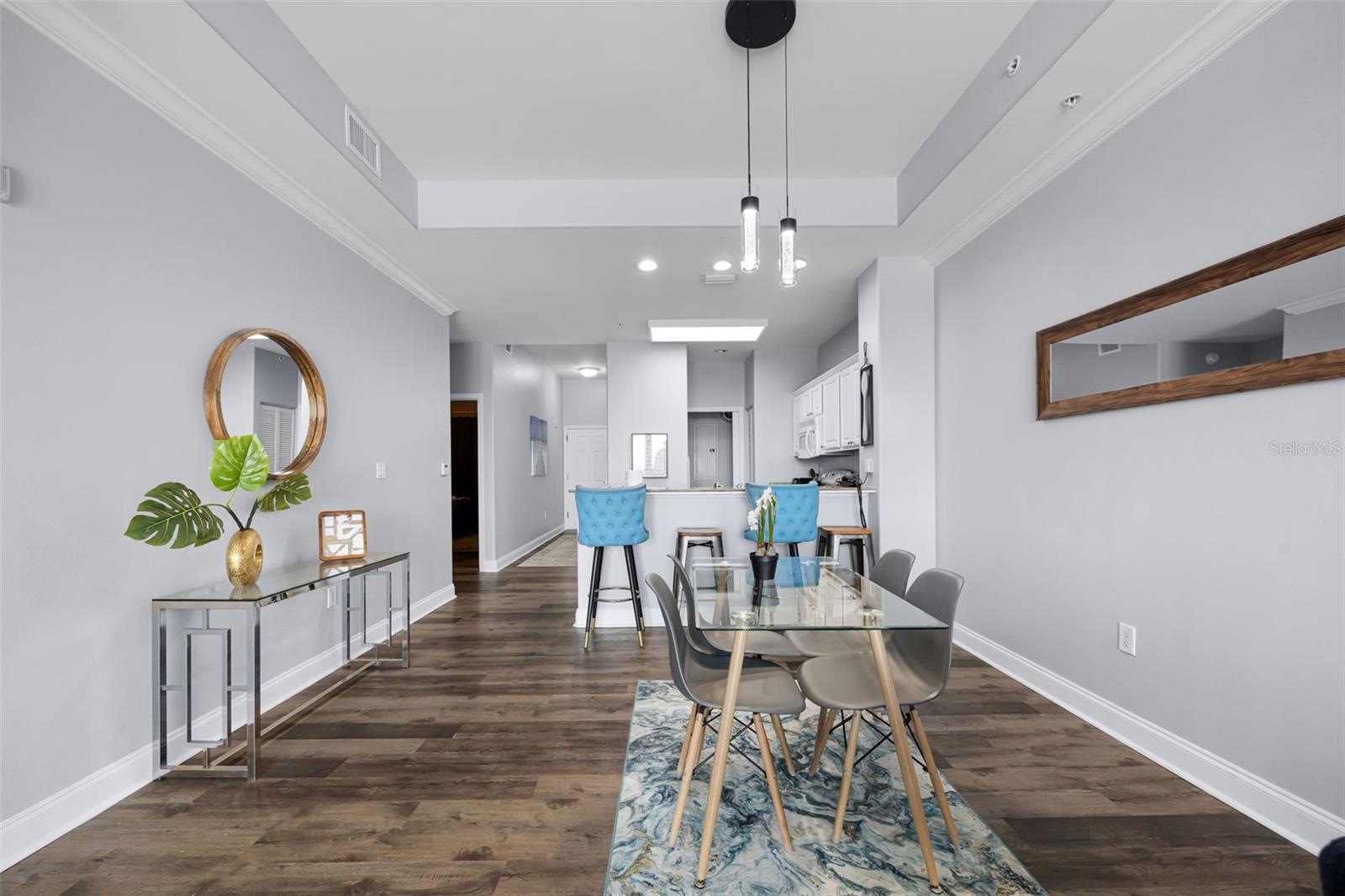 BLUE HERON BCH RESIDENCE TWR 02 CONDO - Residential