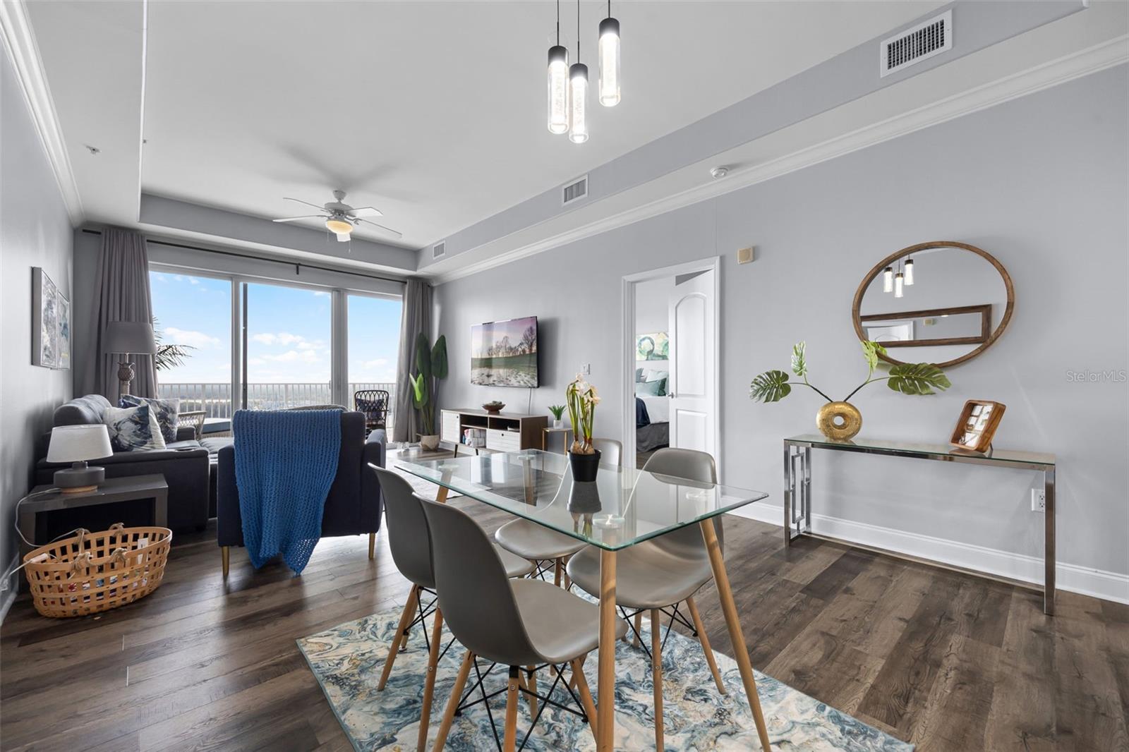 BLUE HERON BCH RESIDENCE TWR 02 CONDO - Residential