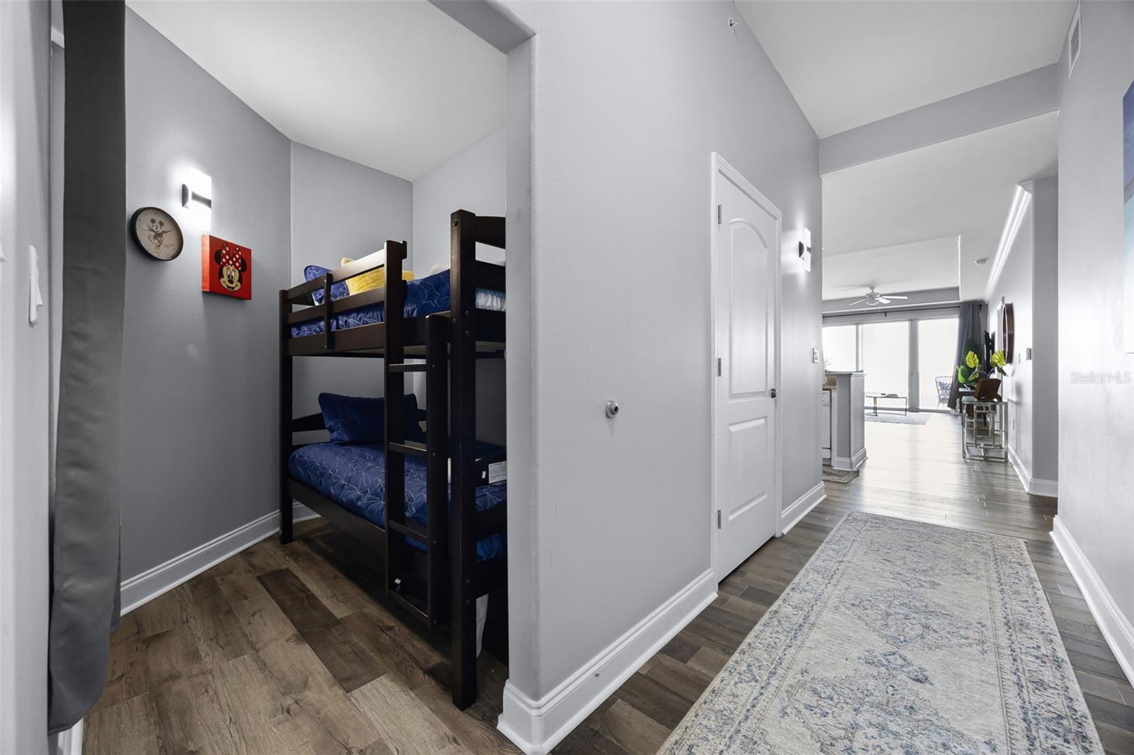 BLUE HERON BCH RESIDENCE TWR 02 CONDO - Residential