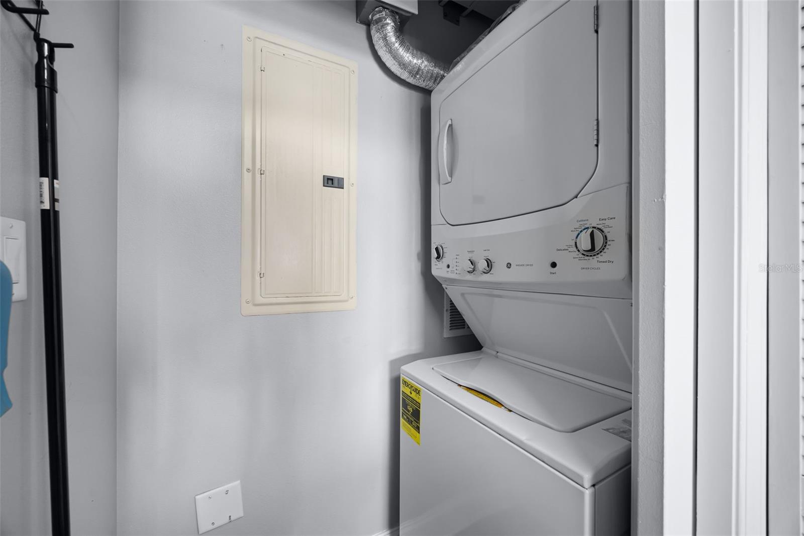 BLUE HERON BCH RESIDENCE TWR 02 CONDO - Residential