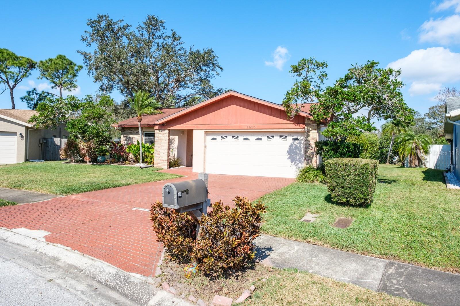 7425 118TH DRIVE