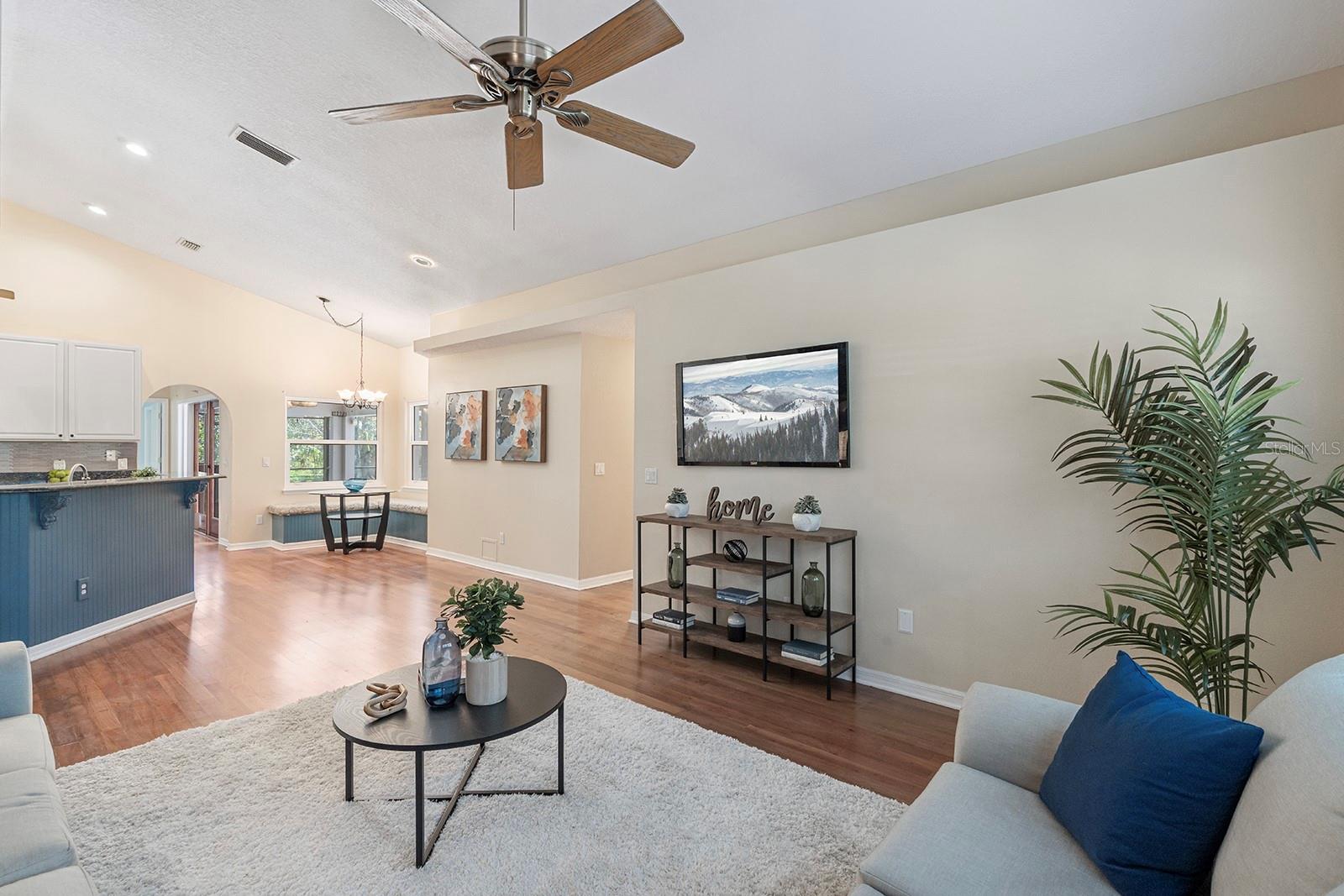 PICKETT DOWNS UNIT 4 - Residential