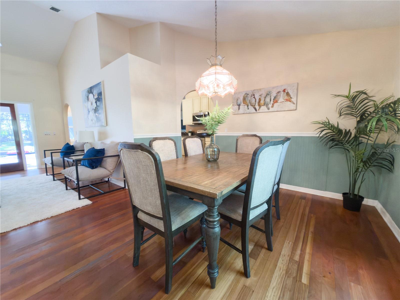 PICKETT DOWNS UNIT 4 - Residential