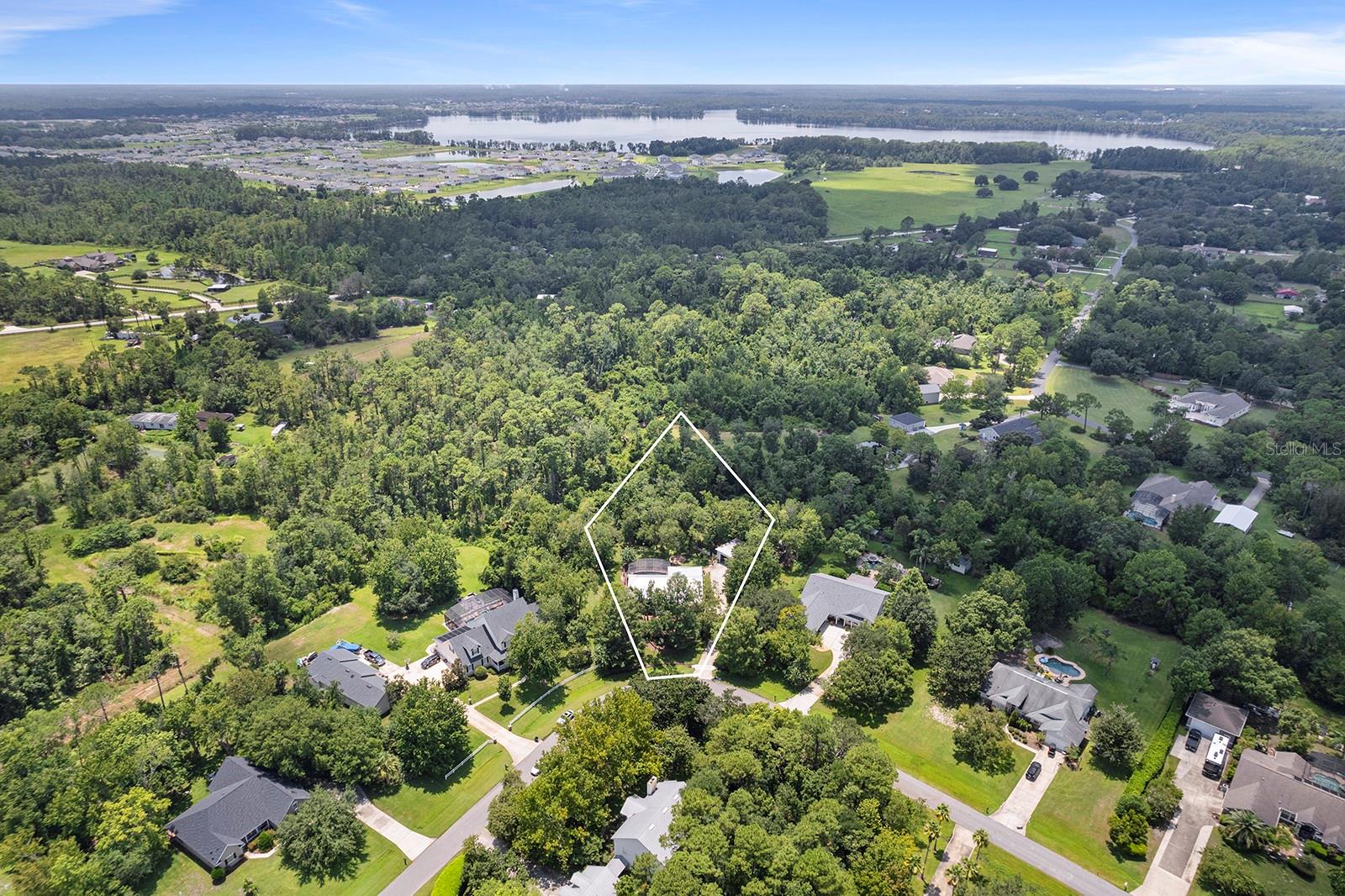 PICKETT DOWNS UNIT 4 - Residential