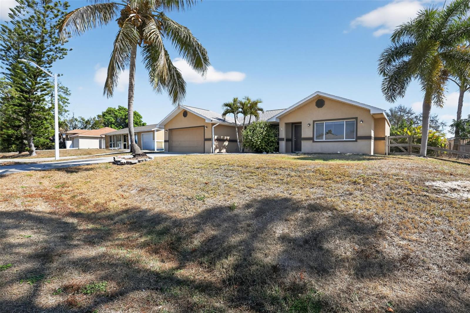 SAN CARLOS PARK - Residential