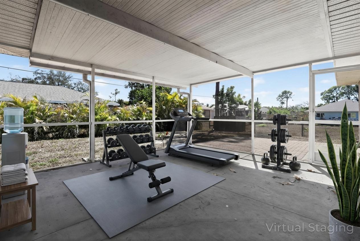 SAN CARLOS PARK - Residential