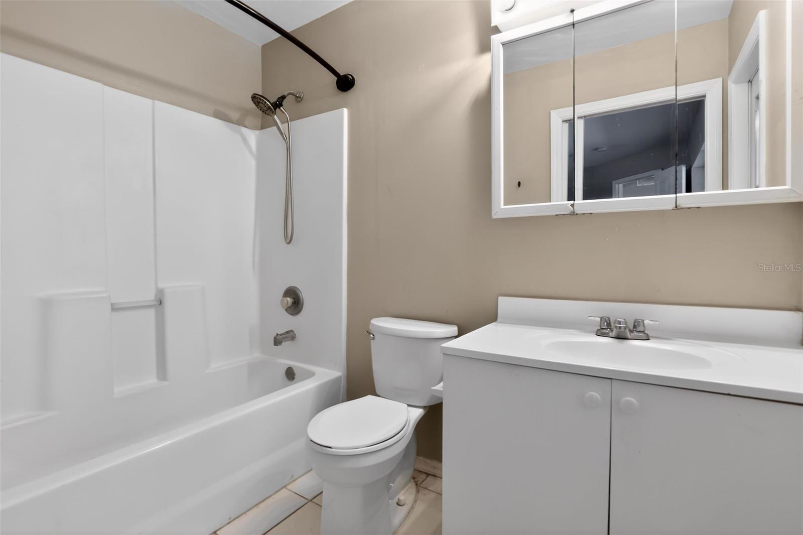 SAN CARLOS PARK - Residential