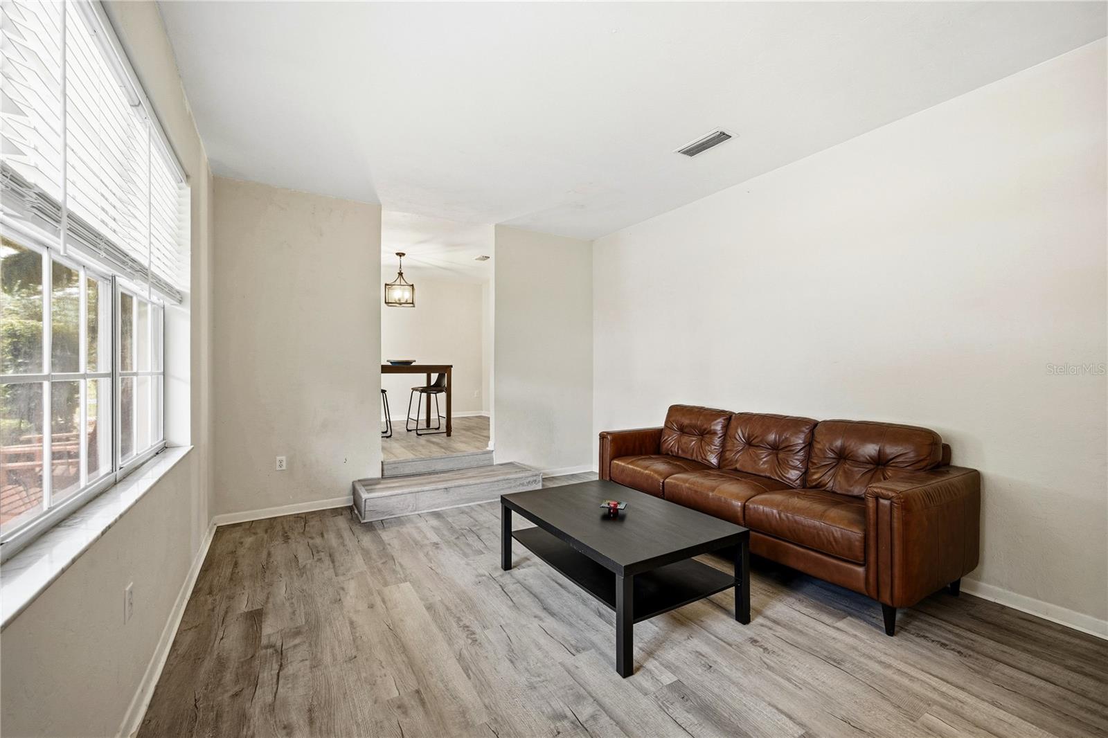 VALLEY THE - Residential