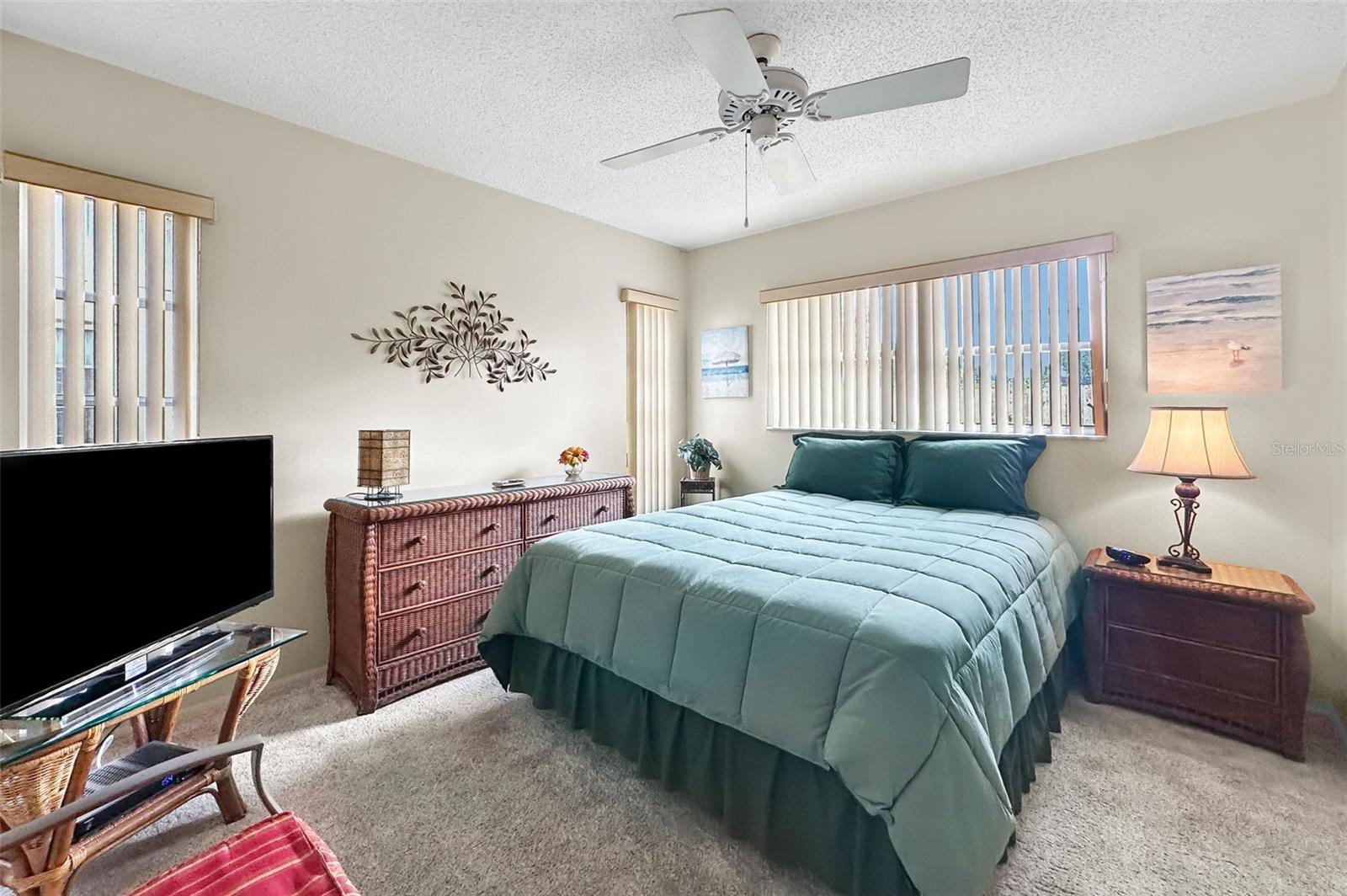 HEATHER HILL APTS - Residential